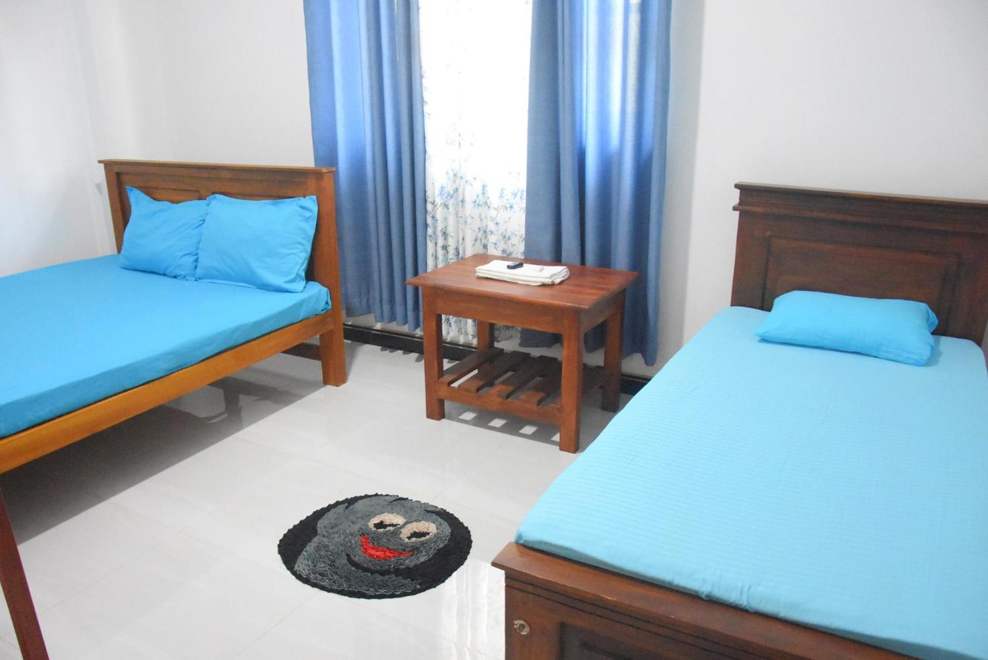 Silverline Guest House Anuradhapura Esterno foto